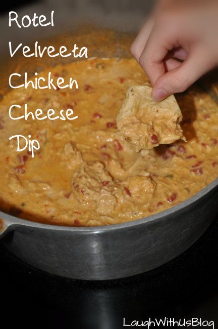 Also called Oklahoma Dip, it's AMAZING! You can substitute sausage for the chicken, and for an smoother taste, you can substitute cream cheese for the Velveeta. YUMM!!!!! Cheese Dip Velveeta, Ground Beef Dip, Dip With Chicken, Velveeta Chicken, Velveeta Rotel, Chicken Cheese Dip, Honey Turkey, Glazed Turkey, Beef Dip