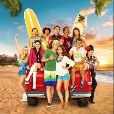 Disney 2000s Aesthetic, Teen Beach 2, Princess Protection Program, Summer Movies, Old Disney Movies, Walt Disney Movies, Disney Channel Movies, Old Disney Channel, Kids Movie