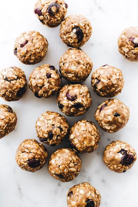 Homemade Energy Bites, Sun Butter, Protein Energy Bites, Vegan Energy Balls, Feasting On Fruit, Cookie Dough To Eat, Oatmeal Cranberry Cookies, Peanut Butter Bites, Energy Bites Recipes