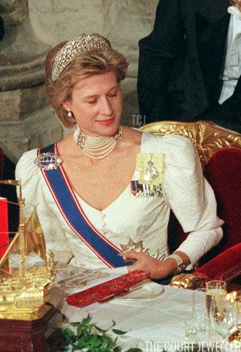 Duchess Of Gloucester, Royal Jewellery, Princess Alice, Royal Tiaras, Diamond Tiara, Modern Princess, Isabel Ii, Princess Anne, Royal Jewels