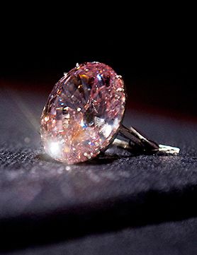 Sold! The £50 million 'pink star' diamond ring | ELLE UK Pink Star Diamond, Engagement Celebration, Pink Star, 50 Million, World Record, Diamond Wedding Ring, Pink Stars, Bling Rings, Star Ring