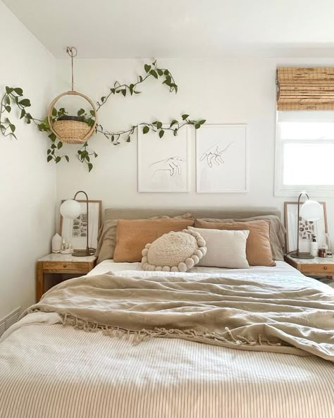 10 Ways To Create An Urban Minimalist Boho Bedroom - Decoholic Boho Style Bedroom Ideas, Bedroom Scandinavian, Plants Diy, Beautiful Sunday, Scandi Boho, Couple Things, Redecorate Bedroom, Cozy Room Decor, Nordic Interior