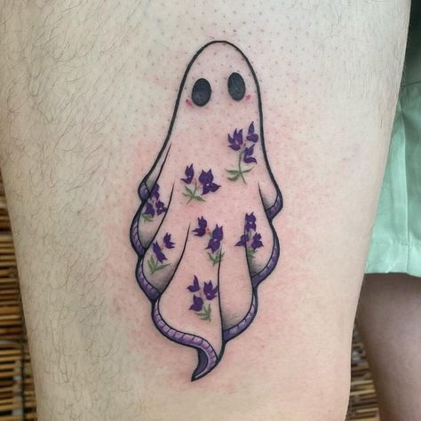 19. Blanket ghost Ghost Tattoo Ideas, Blanket Ghost, Dna Tattoo, Bright Tattoos, Small Girly Tattoos, Ghost Tattoo, Complicated Love, Get Funky, Matching Tattoo