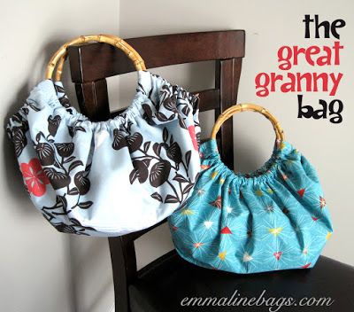 Free Purse Tutorial: The Great Granny Bag - Emmaline Bags: Sewing Patterns and Purse Supplies Wooden Handle Bag, Emmaline Bags, Japanese Wrapping, Bags Sewing, Japanese Knot Bag, Purse Tutorial, Knitting Project Bag, Sewing Purses, Fabric Purses