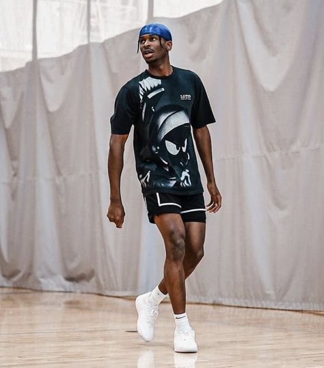 Nba Style, Nba Outfit, Guy Fits, Nba Fashion, Mens Casual Outfits Summer, Black Men Street Fashion, Basketball Clothes, Men Street Fashion, Practice Outfits