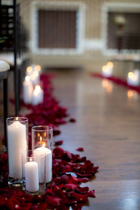 Deep red rose petals and white pillar candles in glass hurricanes lined the outside of the aisle ~ we ❤ this!moncheribridals.com Dollar Store Wedding Decorations, Wedding Centerpieces On A Budget, Dollar Store Wedding, Centerpieces On A Budget, Homemade Wedding Decorations, Hiasan Perkahwinan, Decorations On A Budget, Country Wedding Ideas, Diy Wedding Centerpieces