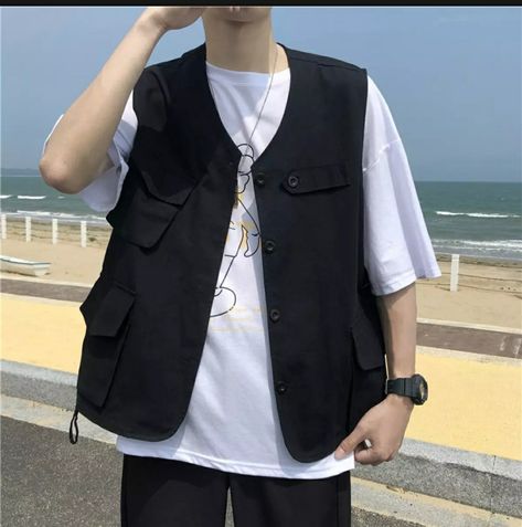 Vest Outfits Aesthetic, Summer Fashion Men, Outfits Aesthetic Grunge, 2023 Summer Fashion, Button Vest, Male Outfits, Man Outfit, Guys Clothing Styles, Black Ring