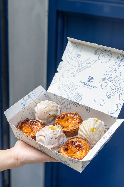 A box of Bakehouse Egg Tarts and Lemon Poppy Seed Cakes Cake Box Design, Pastry Packaging, Cake Branding, Lemon Poppyseed Cake, Bread Packaging, Lemon Poppy Seed, Lemon Poppy, Bakery Packaging, Egg Tart