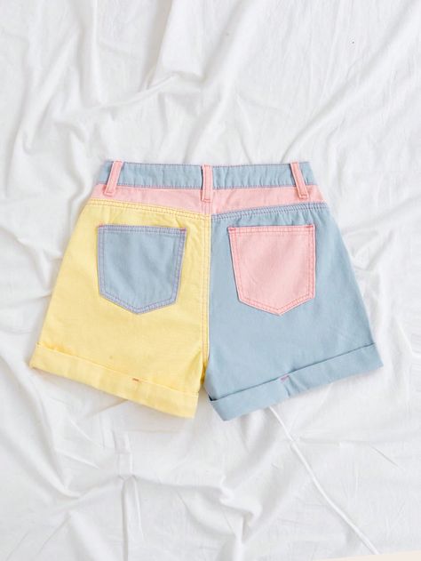 SHEIN WYWH Women's Color Block Cuffed Denim ShortsI discovered amazing products on SHEIN.com, come check them out! Ocean Clothes, Colored Denim Shorts, Cutwork Dress, Chucky And Tiffany, Colored Denim Jeans, Ocean Outfits, Coloured Denim, Pastel Shorts, Women Denim Shorts