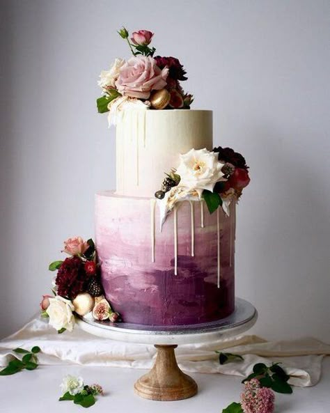 Colorful Wedding Cakes, Big Wedding Cakes, Purple Wedding Cakes, Winter Wedding Cake, Floral Wedding Cakes, Chocolate Wedding Cake, Tiered Cake, Wedding Cake Rustic, Engagement Cakes