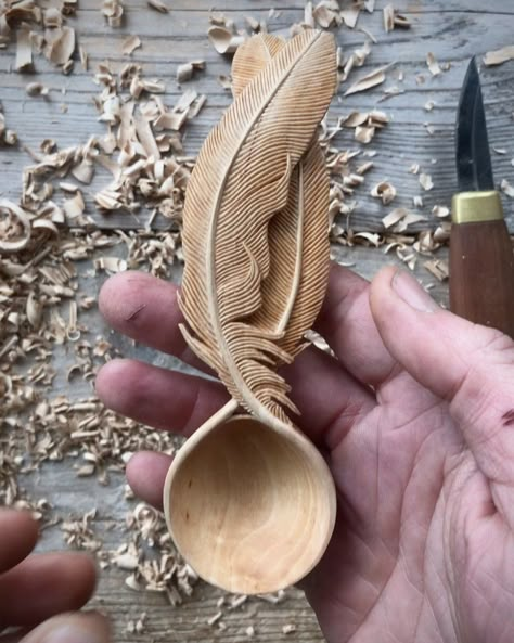 Instagram Pagan Wood Carving, Hand Carved Wooden Coffee Scoop, Hand Carved Wooden Spoons, Wooden Spoon Carving, Love Spoons, Spoon Art, Wood Spoon, Wood Carving Patterns, Easy Woodworking Projects