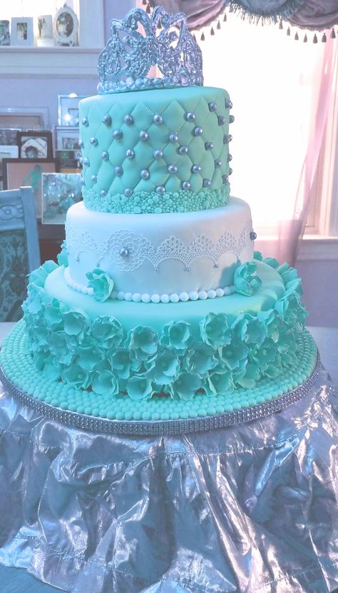 Teal Quinceanera Theme, Turquoise Sweet 16, Turquoise Wedding Cake, Tiffany Sweet 16, Turquoise Cake, Teal Wedding Cake, Teal Cake, 19th Birthday Cakes, Quince Cakes