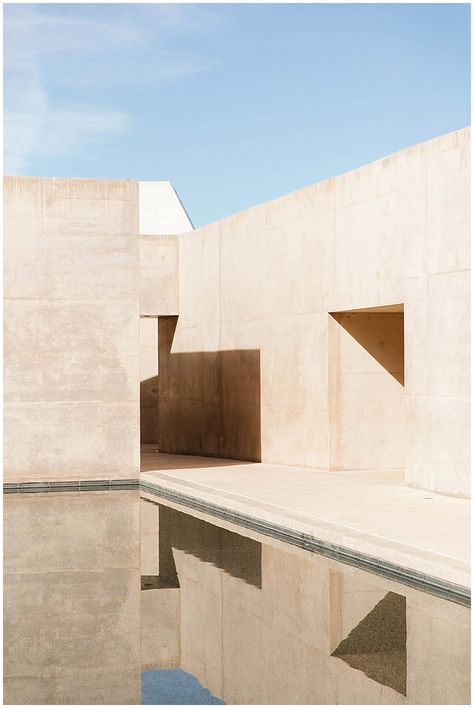 Amangiri Utah, Amangiri Resort, Casa Cook, Concrete Walls, Architecture 3d, Luxury Destinations, Purpose Driven, Luxury Destination Wedding, Destination Wedding Venues