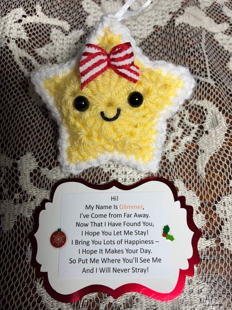 Pocket Hugs Crochet Pattern, Crochet Random Acts Of Kindness Patterns, Crochet Acts Of Kindness, Acts Of Kindness Crochet, Raok Ideas, Crochet Pocket Hug, Kindness Crochet, Christmas Orderments, Googly Eye Crafts