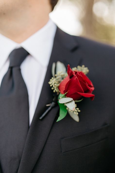 Red rose boutonniere for Music Inspired Mission Inn Resort Wedding | Real Orlando Weddings  - Orange Blossom Bride - Photo: Casie Marie Photography - Florist: Flowers by Lesley #boutonniere #weddingflowers #orlandowedding Red Boutineer, Red Rose Corsage, Red Rose Boutineer, Red Rose Boutonniere Wedding, Black Suit Red Boutonniere, Red And White Rose Boutonniere, Red Rose Buttonhole, Wedding Flowers Red Roses, Red Butte Garden Wedding