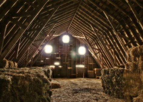 hay loft ;) Hay Loft Ideas, Old Barn Aesthetic, Logan Miller, Hay Loft, Barn Loft, Hay Barn, Barn Interior, Farm Lifestyle, Garden Wedding Decorations