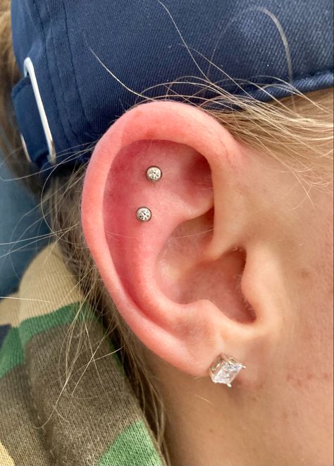 Double Flat Ear Piercing, Double Flat Piercing, Flat Piercing, Helix, Tattoos And Piercings, Body Jewelry, Ear Piercings, Piercings, Diamond Earrings