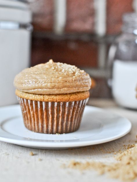 Brown Sugar Cupcakes, Sweet Potato Cupcakes, Brown Sugar Frosting, Sugar Frosting, Peanut Butter Frosting, Wedding Cakes With Cupcakes, Cinnamon Cream Cheese Frosting, Dessert Cupcakes, Yummy Cupcakes