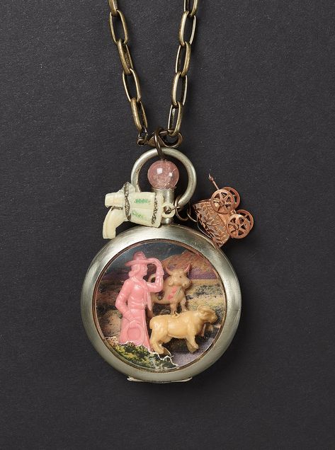 Ferdinand The Bull, Antique Pocket Watch, Cracker Jack, Funky Jewelry, Dream Jewelry, Jewelry Inspo, Watch Necklace, Pretty Jewellery, Watch Case