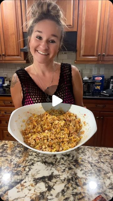 Emma Mavilla on Instagram: "Frito Corn Salad 

🌽 this is the perfect weeknighr side dish, bbq side dish for a party, or throw together and bring out on the boat! 

Chili Cheese @officialfritos for the win here! 🤪

#creatorsearchinsights #sidedish #cornsalad #viral #viralrecipe #viralrecipes #salad #saladrecipe #foryou #foryoupage #fyp" Bunko Food, Frito Corn Salad, Chili Cheese Fritos, Bbq Side Dish, Bacon Dip, Bbq Side, Corn Dishes, Corn Salad Recipes, Bbq Sides