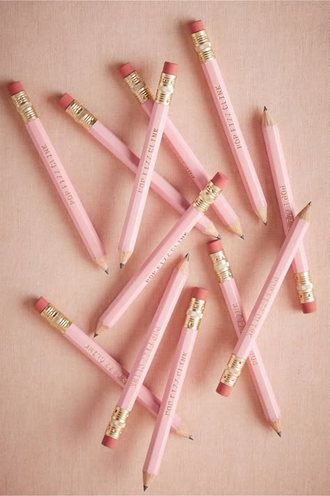 Turn Your Office Into a Millennial Pink Haven With These 15 Desk Accessories Pink Scholar Aesthetic, Millennial Pink Aesthetic, Pink Writing Aesthetic, Pink Desk Accessories, Millenial Pink, Pink Writing, Pink Pencil, Pink Desk, Pink Inspiration