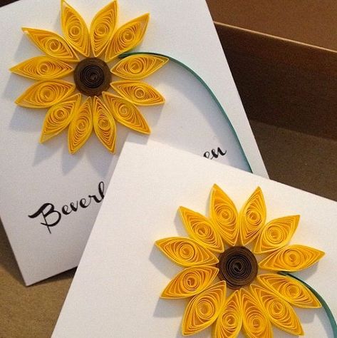 Quilled Sunflowers, Diy Quilling Crafts, Quilling Flower Designs, Paper Quilling Tutorial, Paper Quilling For Beginners, Paper Quilling Flowers, Paper Quilling Cards, Quilling Work, Desain Quilling