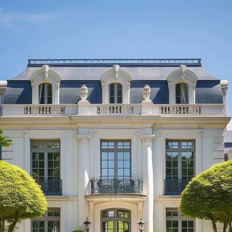 Colonial Style Mansion, Large Colonial House, Big Colonial House, Large Colonial House Exterior, American Colonial Mansion, Greece Villa, Colonial Mansion, Real Estates Design, Mega Mansions