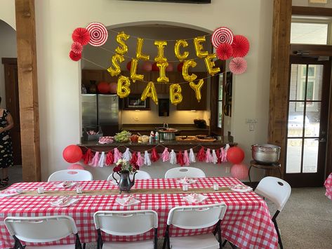 Gender Reveal Ideas For Party Pizza, Pizza Theme Gender Reveal, Gender Reveal Pizza Party, Pizza Gender Reveal Party, Pizza Gender Reveal, Pizza Baby Shower Ideas, Pizza Dinner Party, Slice Slice Baby, Gender Neutral Baby Shower Themes