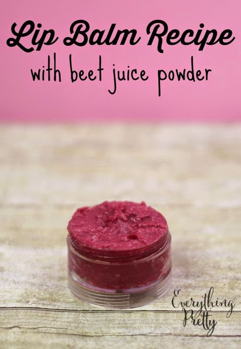 Make this DIY natural tinted lip balm recipe with beet juice powder to moisturize lips and add a touch of sheer color. Peppermint Lip Balm Recipe, Tinted Lip Balm Recipe, Lip Balm Recipe, Balm Recipe, Peppermint Lip Balm, Spf Lip Balm, Lip Balm Recipes, Natural Beauty Recipes, Homemade Lip Balm