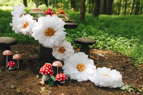 Fairy Theme Birthday Party, Tissue Paper Decorations, Enchanted Forest Party, Forest Birthday Party, Pom Pom Flowers, Forest Birthday, Forest Party, Shabby Chic Flowers, Flower Mobile