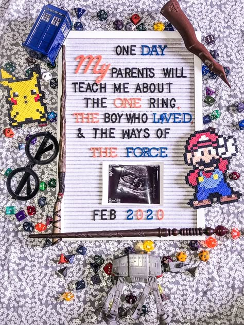 Nerdy Gender Reveal, Nerdy Baby Announcement, Star Wars Pregnancy Announcement, Engagement Announcement Ideas, Creative Baby Announcements, Gamer Baby, Nerd Baby, Baby Announcement Photoshoot, Nerdy Baby