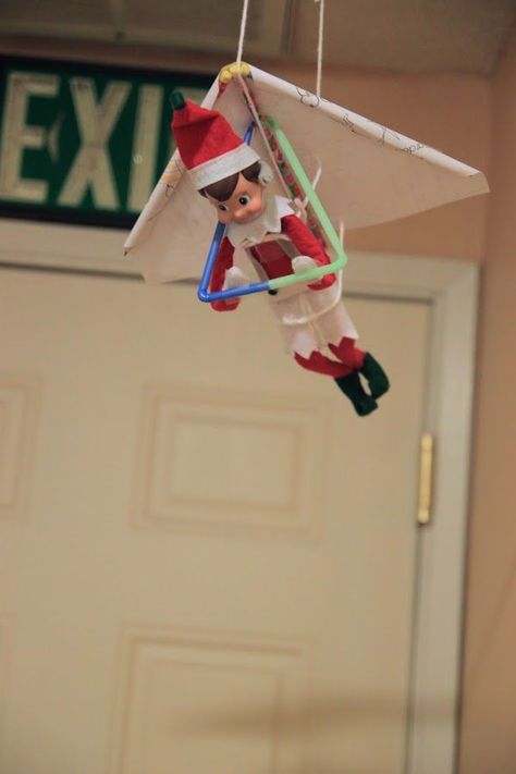 elf on the shelf hang glider | Elf on the Shelf Kindness Elves, Elf Ideas Easy, Bad Elf, Elf Shelf, Hang Glider, Elf Magic, Awesome Elf On The Shelf Ideas, Xmas Elf, Hang Gliding