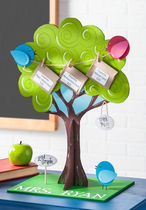 Teacher's Day Ideas, Teachers Day Craft Ideas, Teachers Appreciation Ideas, Gift Card Tree, Plaid Online, Teacher Appreciation Diy, Craft Tree, Appreciation Gifts Diy, Teacher Appreciation Gifts Diy