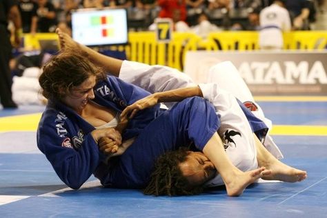 Brazilian Jiu Jitsu Women, Bjj Girl, Mackenzie Dern, Jiu Jitsu Women, Jiu Jitsu Girls, Bjj Jiu Jitsu, Bjj Women, Martial Arts Girl, Ju Jitsu