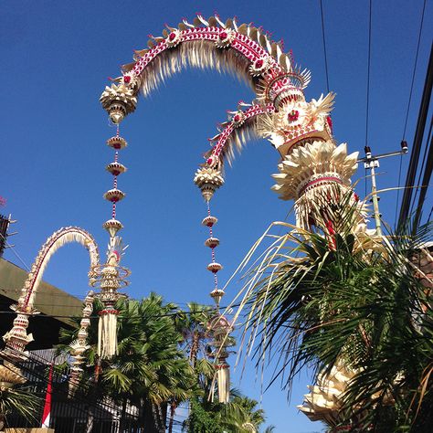 Selamat Hari Raya Galungan & Kuningan. Bali- 2016 Selamat Hari Raya, Hari Raya, Balinese, Live Lokai Bracelet, Bali, Fair Grounds, Favorite Places, Pure Products, House Styles