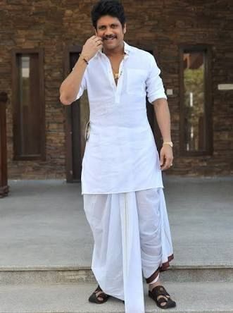 How To Wear Dhoti, Traditional Indian Mens Clothing, Wedding Kurta For Men, Groom Dress Men, Traditional Indian Dress, Indian Men Fashion, Mens Fashion Blazer, Wedding Dress Men, Men Fashion Casual Shirts