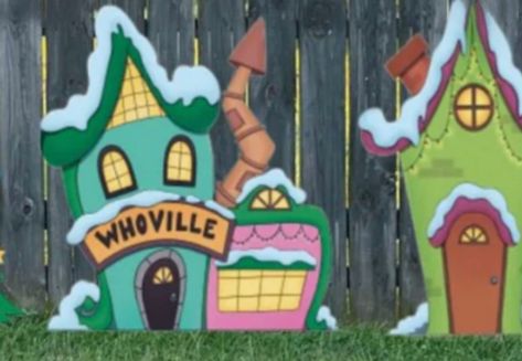 Who Ville House, Whoville Cardboard Village, Whoville Houses Template, Diy Whoville Village, Who Ville Christmas, Who Village, Who Ville Decorations Christmas Ideas, Whoville Gingerbread House, Whoville Houses Diy