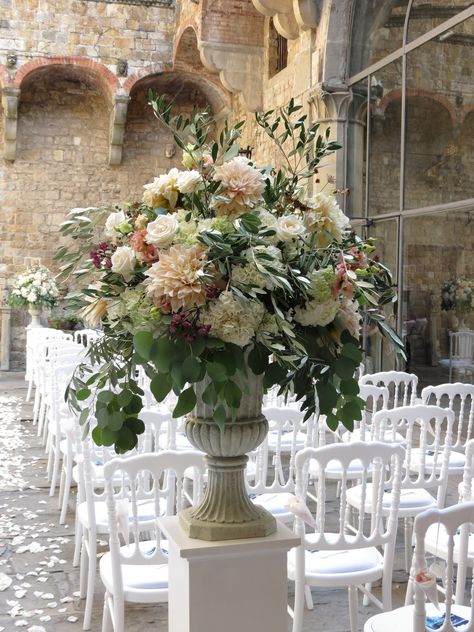 Burgundy Astrantia, Lisianthus Peach, Pink Lisianthus, Event Studio, White Hydrangeas, Olive Branches, Ivory Roses, Roses Pink, White Hydrangea