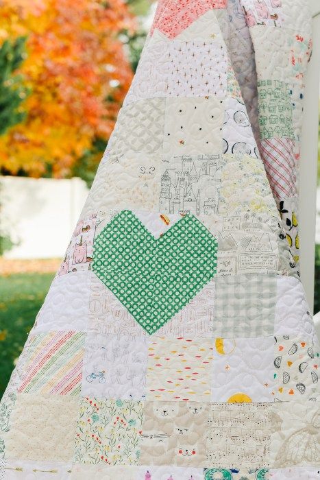 Low Volume Scrappy Quilts, Low Volume Quilts Ideas, Low Volume Quilts, Diy Quilting Frame, Diy Quilting, Love Quilt, Diary Of A Quilter, Low Volume Quilt, Heart Quilts