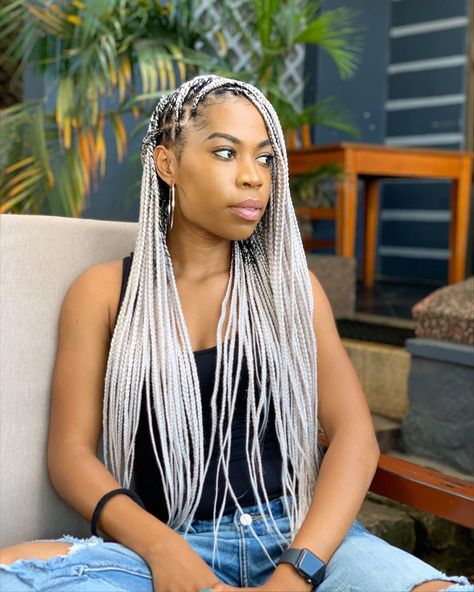 BoxBraids #KnotlessBraids Box Braids Knotless Braids #WhiteBoxBraids #WhiteKnotlessBoxBraids #WhiteKnotlessBraids Silver Cornrows Braids, Silver Box Braids Black Women, Silver Braids For Black Women, Knotless Braid Styles, Silver Braids, Grey Box Braids, Beyonce Concert, Knotless Braid, Braids Knotless