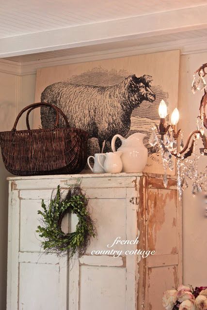 Decorating The Top Of An Armoire, Sheep Artwork, French Country Kitchen Designs, Cocina Shabby Chic, Country Cottage Farmhouse, French Country Bathroom, Country Kitchen Designs, French Country Bedrooms, French Country Kitchens