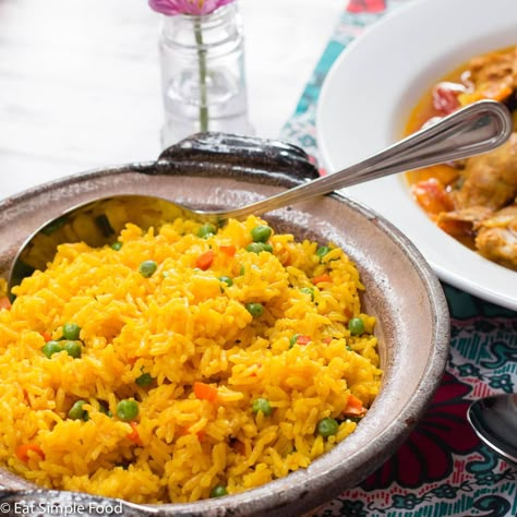 Yellow Mexican Rice, Arroz Amarillo Recipe, Yellow Spanish Rice, Spanish Rice Recipes, Yellow Rice Recipe, Spanish Rice Recipe Easy, Yellow Rice Recipes, Mexican Rice Recipe, Ground Beef Breakfast