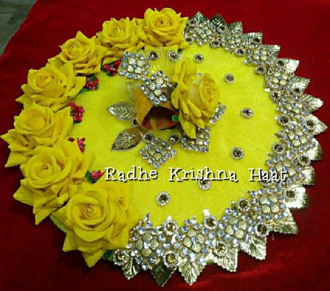 #dress #Ladoogopalji #designerdress Laxmi Ganesh, Tissue Paper Flowers Diy, Laddu Gopal Dresses, Wall Workout, Ganesh Ji, Tissue Paper Flowers, Yellow Colour, Krishna Painting, Art Fantasy