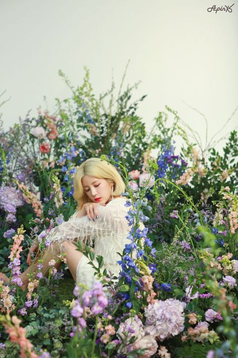 Flower Photoshoot Editorial, Chorong Apink, Debut Theme, Park Chorong, Apink Chorong, Debut Photoshoot, Debut Ideas, Diy Photo Backdrop, Flower Photoshoot