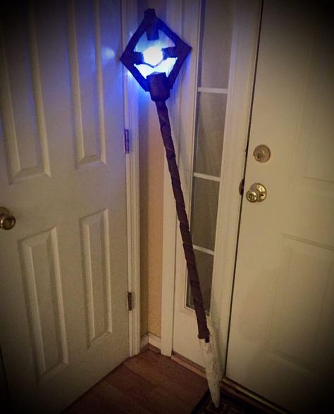 How to Make a Wizard Staff Elvish Cosplay, Steampunk Cane, Sorceress Costume, Wizard Staff, How To Make Magic, Wizard Costume, Steampunk Crafts, Walking Sticks And Canes, Epoxy Resin Wood