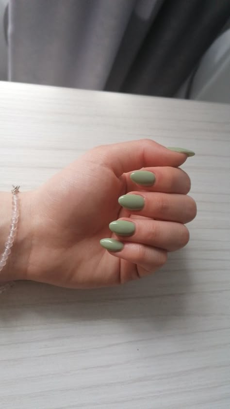 sage green almond nails inspo Almond Acrylic Nails Sage Green, Safe Green Almond Nails, Sage Green Natural Nails, Seige Green Nails, Green Spring Nails Almond, Nails Acrylic Almond Green, Sage Almond Nails, Sage Green Acrylics, Sage Green Dip Nails