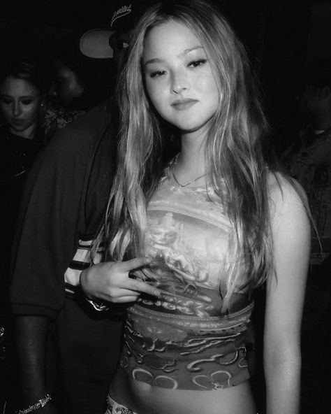 Devon Aoki Icon, Round Face Makeup, Devon Aoki, Girl Attitude, Beautiful Flowers Pictures, Bw Photo, Round Face, Girl Icons, Devon