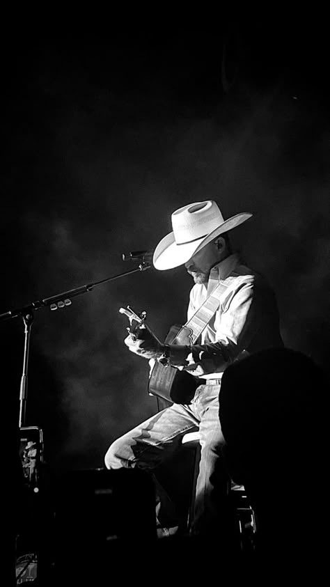 Cody Johnson Cojo Country Music Western Cody Johnson Concert, Country Music Outfit, Country Girl Aesthetic, Western Aesthetic Wallpaper, Country Playlist, Cody Johnson, Playlist Covers Photos, Western Photo, Cowboy Aesthetic