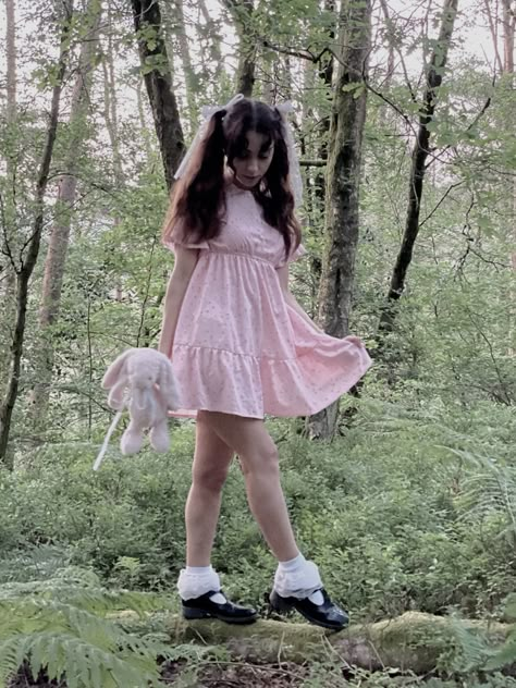 Morute Core Outfits, Coquette Forest, Doll Core Aesthetic, Creepy Doll Aesthetic, Study Character, Dollcore Outfits, Maria Core, Alex Core, Strawberry Icing