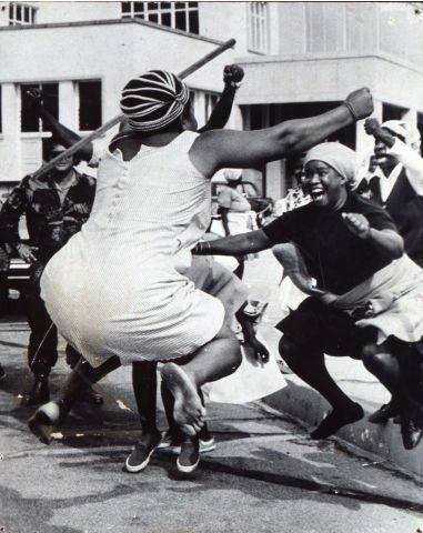 John Mauluka  - Zimbabwe independence, 1980 Dancing In The Street, Women Dancing, Lindy Hop, Dance Like No One Is Watching, Dance Movement, Shall We Dance, People Dancing, I'm With The Band, Foto Vintage